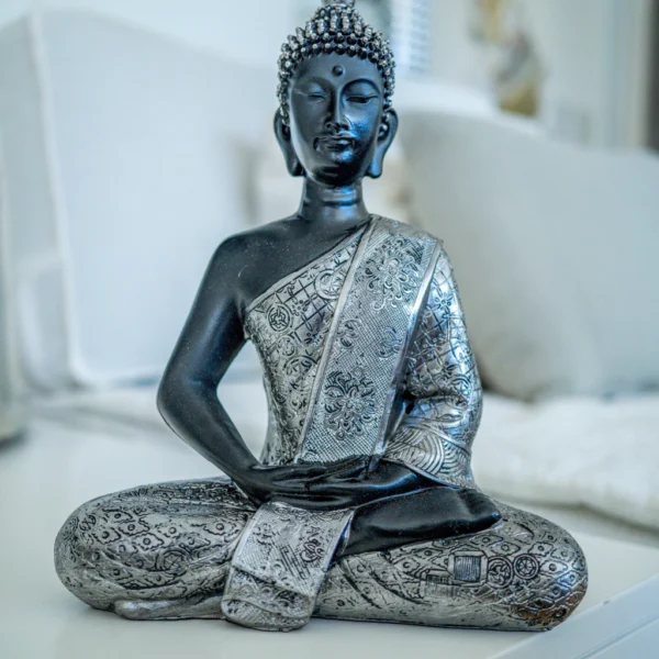 Buda manto plateado chico